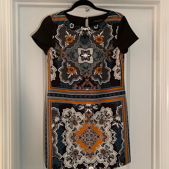 Banana Republic Dresses & Skirts - Banana Republic Black and Orange Geometric Mini Dress